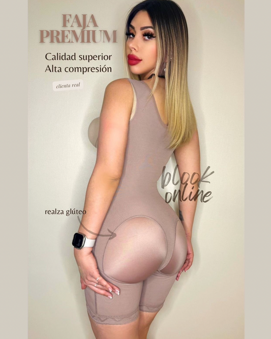 Faja premium color beige con realce de glúteos y compresión alta. Testimonio de clienta real. Ideal para moldear la figura y levantar glúteos en Chile.